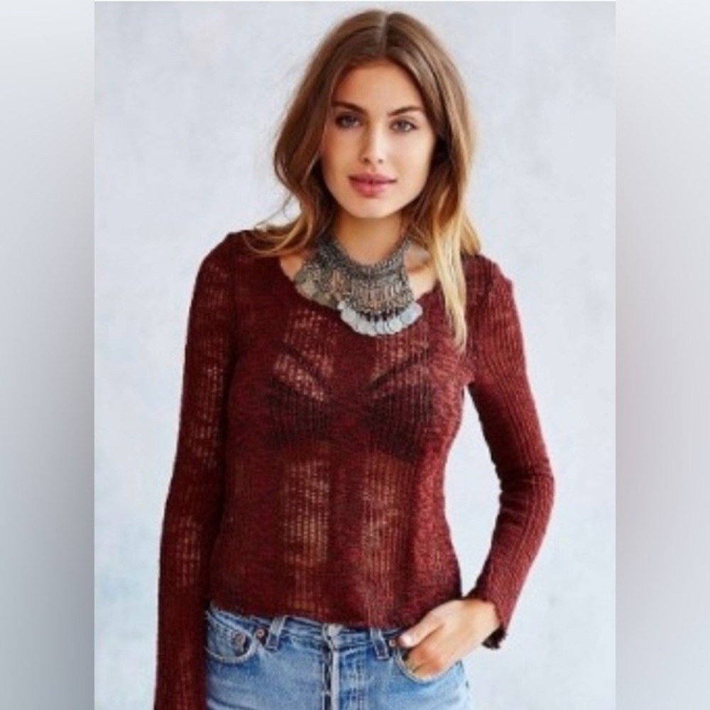 ISO Ecote (Urban Outfitters) Burgundy Carla raw-edged sweater in size large/XL